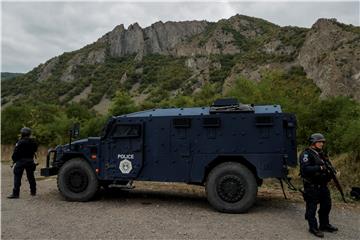 Kriza na sjeveru Kosova ušla u drugi tjedan, KFOR pojačao ophodnje 