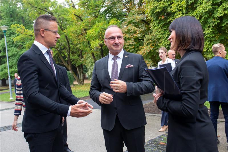 Sastanak Grlić Radmana i Tramišak sa Szijjártóm u Nagykanizsi