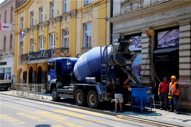 VLADA: Mogućnost izmjene ugovora s građevinarima zbog poskupljenja materijala