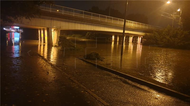 Jako nevrijeme izazvalo poplave u Ljubljani