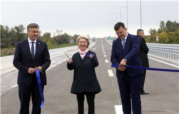 Plenković i Von der Leyen na otvaranju mosta Svilaj