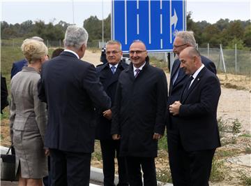 Plenković i Von der Leyen na otvaranju mosta Svilaj