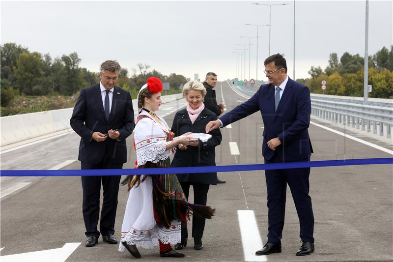 Plenković i Von der Leyen na otvaranju mosta Svilaj