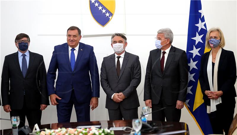 US envoy holding talks with BiH party leaders on election law reform