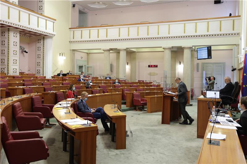 Croatian parliament amends electronic media and copyright laws