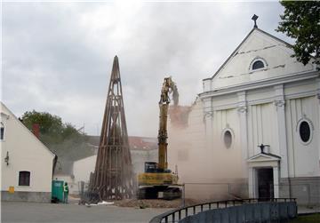 Upitna sudbina sisačke katedrale, ostala bez zvonika