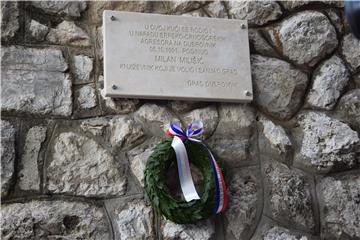 Dubrovnik: Spomen-ploča književniku Milanu Milišiću