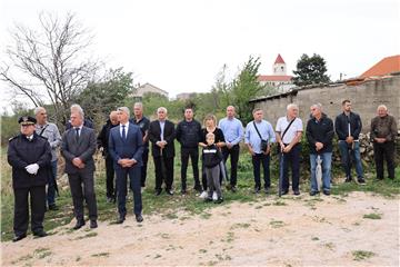 Odavanje počasti povodom 30. godišnjice obrane grada Zadra