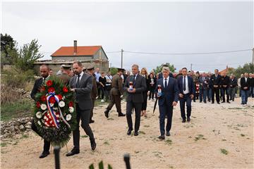 Odavanje počasti povodom 30. godišnjice obrane grada Zadra