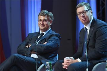 Plenković zatražio Vučića da riješi pitanje udžbenika  