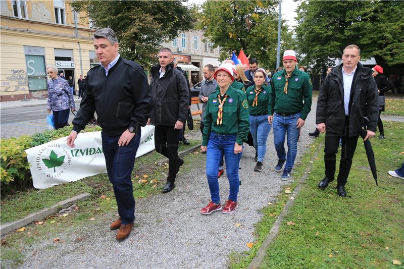 Osijek: Milanović sudjelovao na otvorenju Jesenskih igara poletaraca Regije Istok