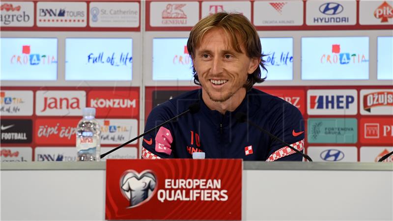 Modrić: Očekuje nas teška utakmica. Slovaci vole igrati nogomet