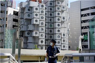 JAPAN NAKAGIN CAPSULE TOWER