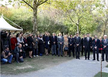 Milanović i njegov slovenski kolega Borut Pahor otkrili spomenik Francu Prešernu