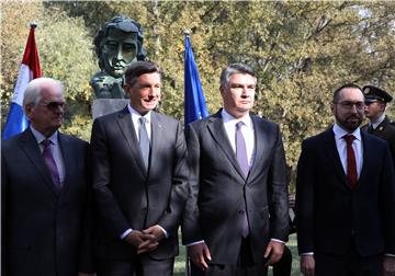 Milanović i njegov slovenski kolega Borut Pahor otkrili spomenik Francu Prešernu