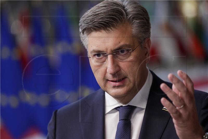 PM: Decision making on Croatia's Schengen bid going according to plan