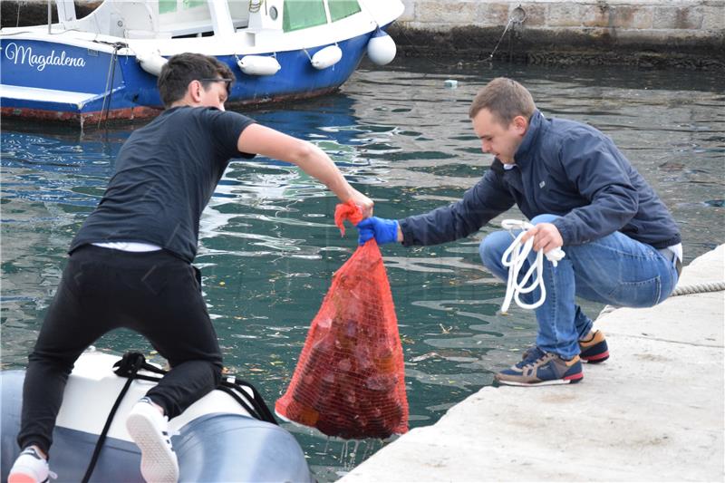 Dubrovnik - Akcija čišćenja podmorja u starom gradskom portu