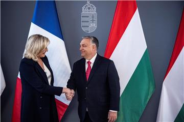 HUNGARY FRANCE DIPLOMACY POLITICS PARTIES