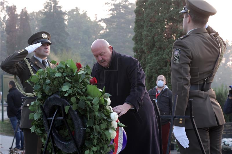 Blagdan Svih svetih: Izaslanik Predsjednika Republike Mareković na Mirogoju