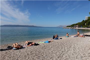 Makarska plaža krajem listopada