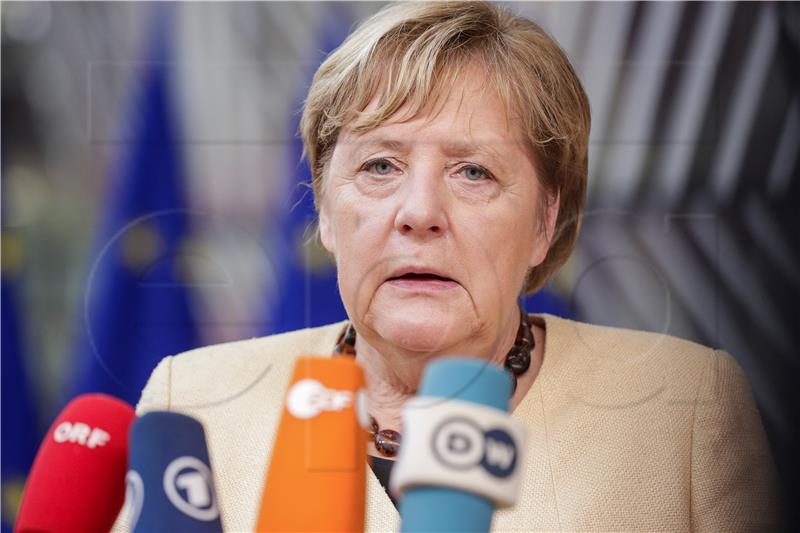 Merkel o priljevu izbjeglica 2015. : 'potresno vrijeme'