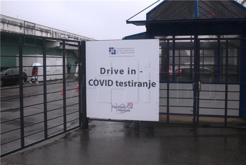 Gradonačelnik Tomašević obišao novi punkt za Drive-in PCR testiranje