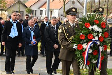 Milanović na obilježavanju 30. godišnjice slamanja obrane vukovarskog naselja Lužac