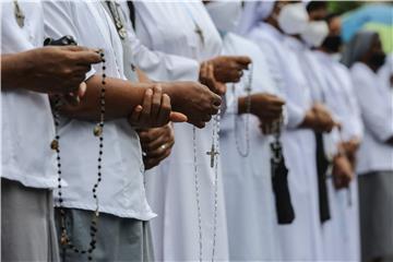 SRI LANKA CATHOLIC PROTEST