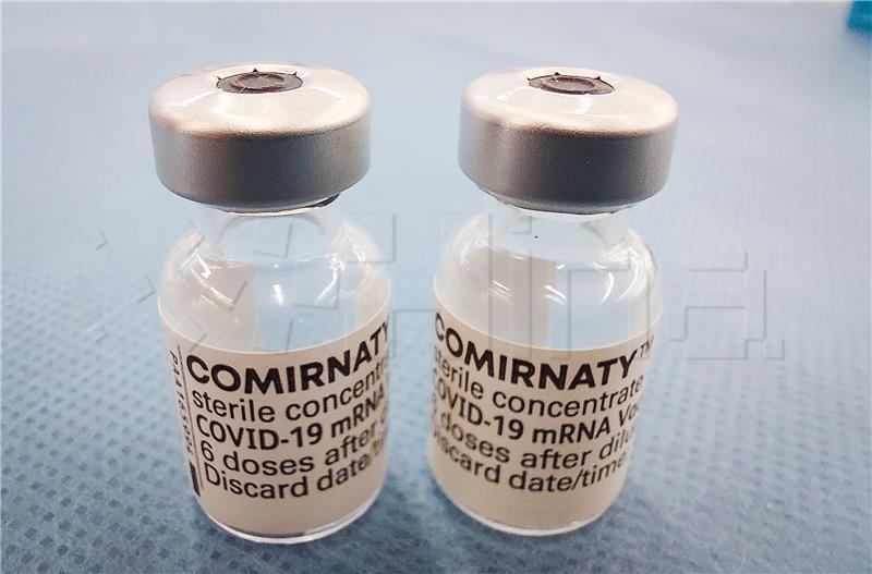 Highest number of first COVID vaccine doses given since June