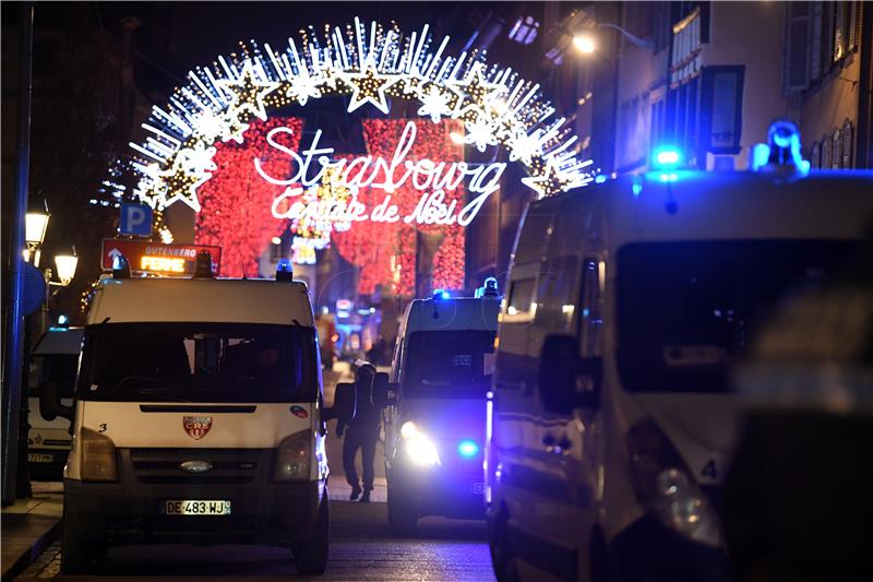 Vraća se slavni božićni sajam u Strasbourgu