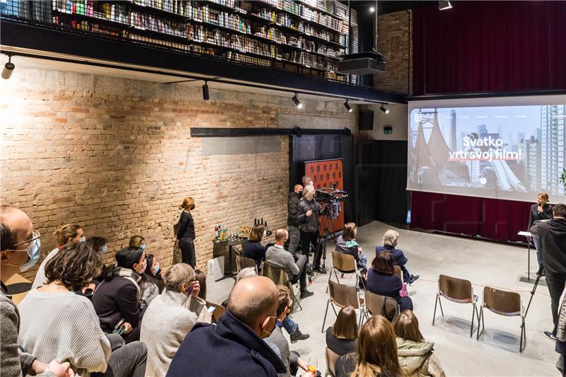 Predstavljen filmski online portal "Vrti svoj film"