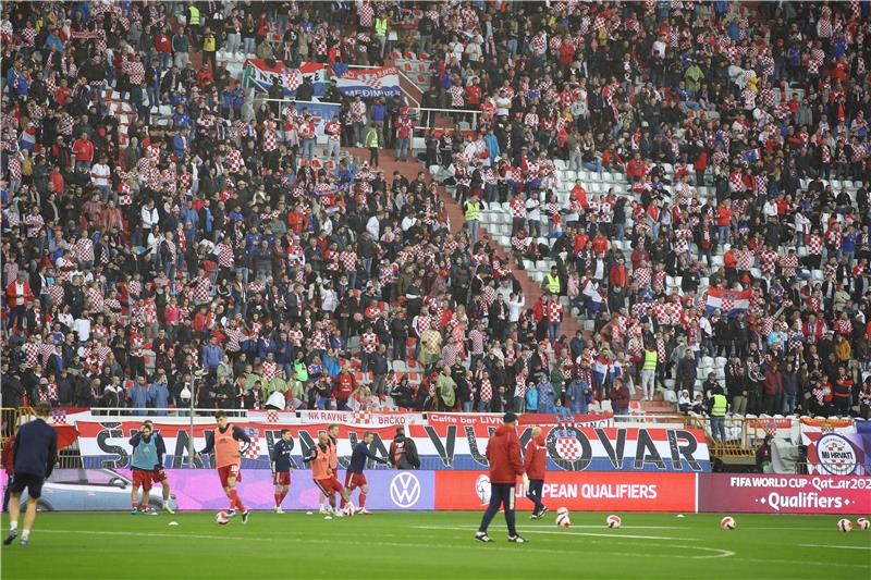 Atmosfera na Poljudu pred početak utakmice Hrvatska - Rusija