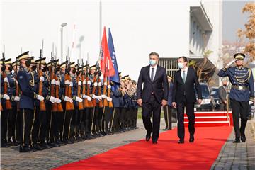 Premijer Plenković u posjetu Kosovu