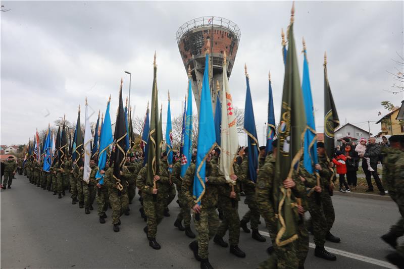 Vukovar-  U koloni sjećanja nekoliko desetaka tisuća ljudi