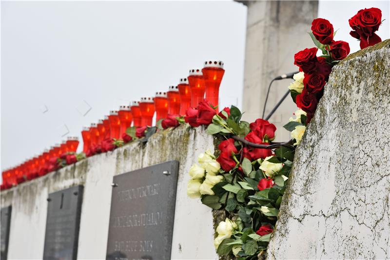 Commemoration held for Borovo Naselje victims