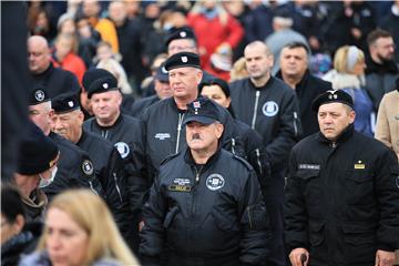 Vukovar: Polaganje vijenaca u spomen na žrtve Borovog naselja