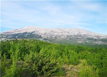 Professor Talan's book about Croatian mountains launched