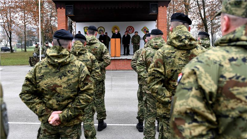 Milanović addresses send-off ceremony for contingent for KFOR mission