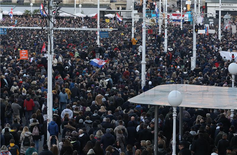Policija prekršajno prijavila Franciškovića i Klarića zbog neprijavljenog prosvjeda