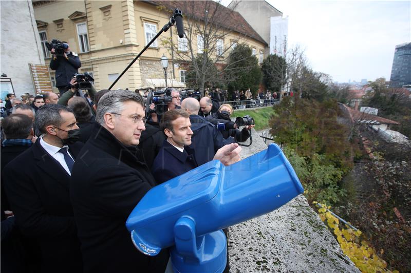 Plenković i Macron pogledali prelet Rafalea iznad Zagreba