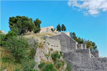 Šibenik: Počeli radovi na „špirunu“ Tvrđave sv. Mihovila