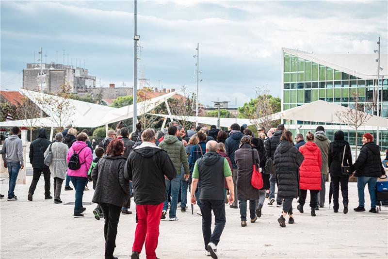 Šibenik: Prosvjed protiv epidemioloških mjera