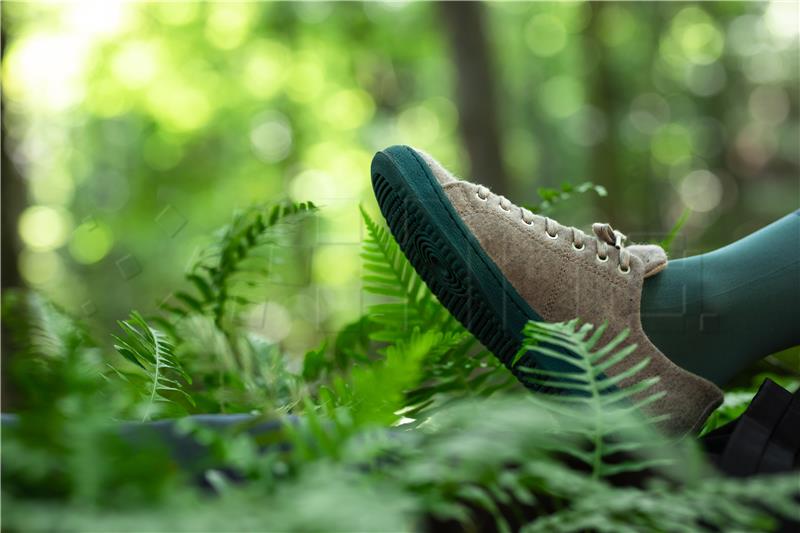 MIRET bio-based sneakers start-up raising funds on Funderbeam