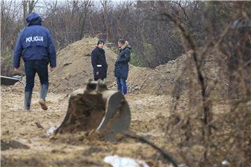 Medved: U novoj masovnoj grobnici kod Vukovara pronađeno 10 osoba