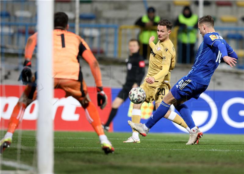 Četvrtfinalna utakmica Hrvatskog nogometnog kupa: Lokomotiva - Hajduk