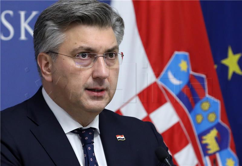 Premijer Plenković čestitao mons. Roku Glasnoviću na imenovanju dubrovačkim biskupom