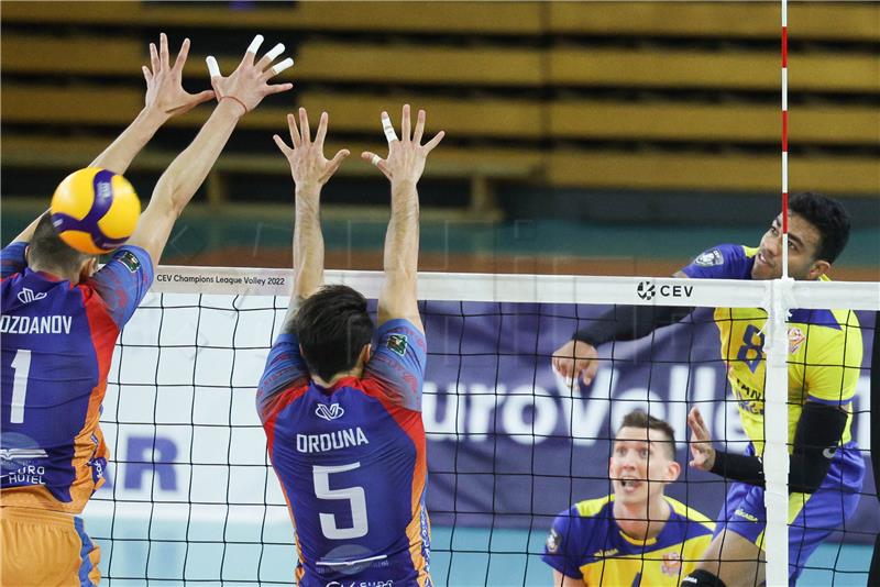 CEV kup: Mladost - Vero Volley Monza