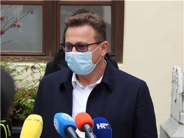 Varaždinskoj bolnici u ispomoć dolazi 10 medicinskih sestara