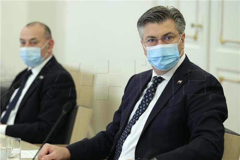 Plenković: Čekamo službeno potvrdu omikrona u Hrvatskoj