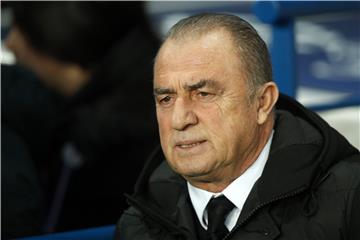 Trener Galatasarayja Terim završio u bolnici